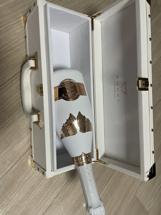未開封 エンジェルシャンパン ホワイト