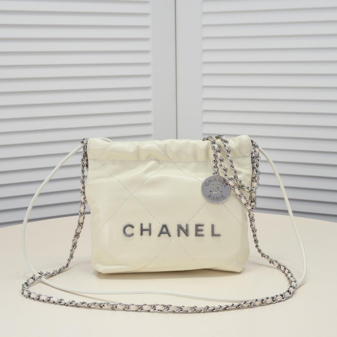 ★美品★CHANEL シャネル ★ハンドバッグ サコッシュ 画像1