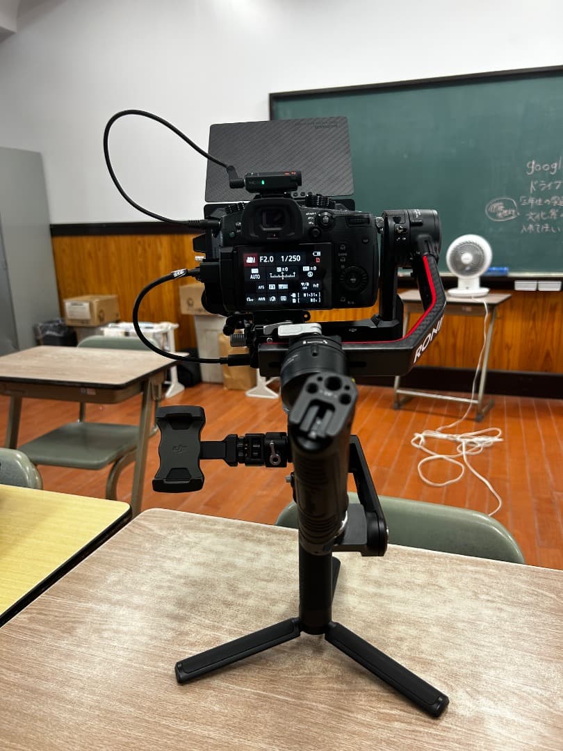 総額27万超　GH5 + DJI RS2 PRO +マイク・レンズ・おまけ多数付