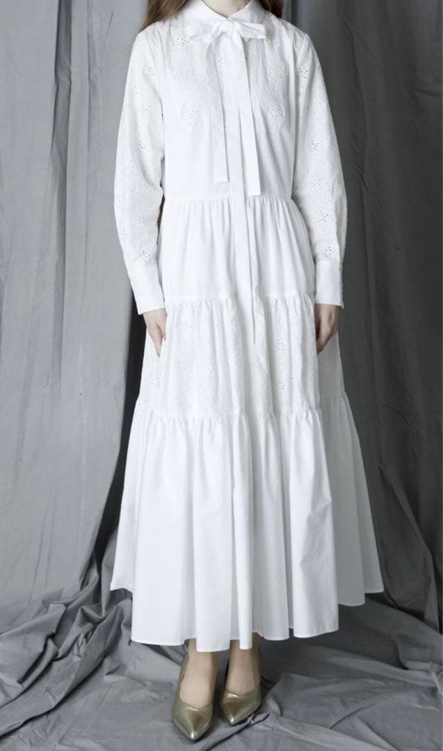 ADELLY パネルティアードワンピース　ホワイト