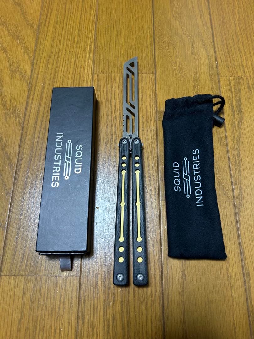 squid industries Nautilus V1目立った傷や汚れなし