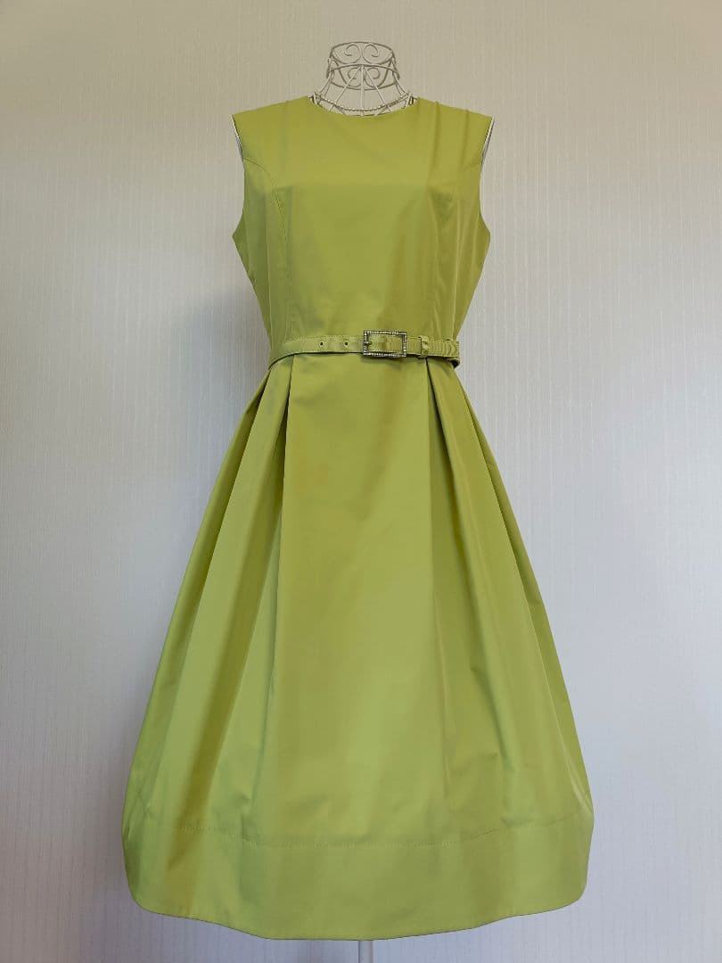 ☆フォクシーニューヨークビジューベルト付ワンピースグリーン希少42☆