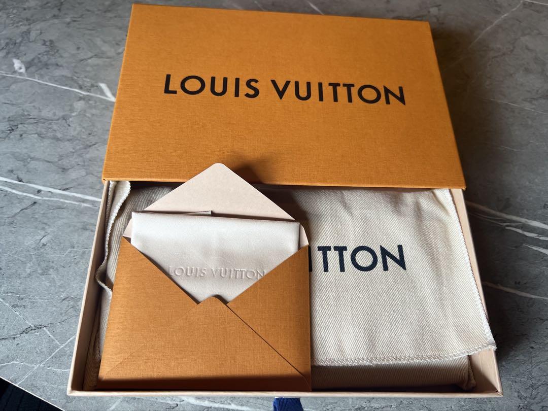 LOUIS VUITTON ルイヴィトン 財布