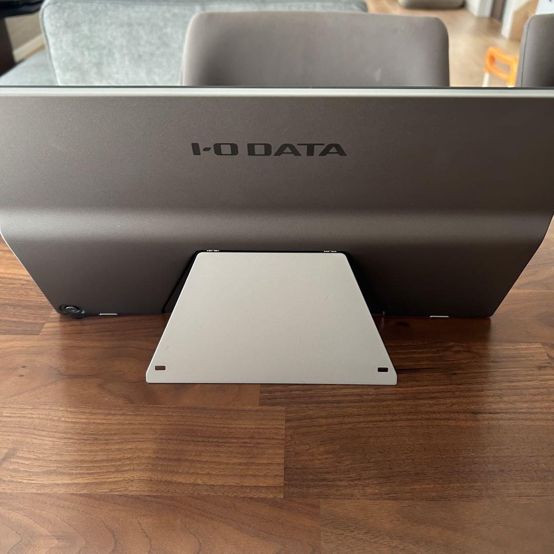 IODATA LCD-CF161XDB-M 15.6インチ