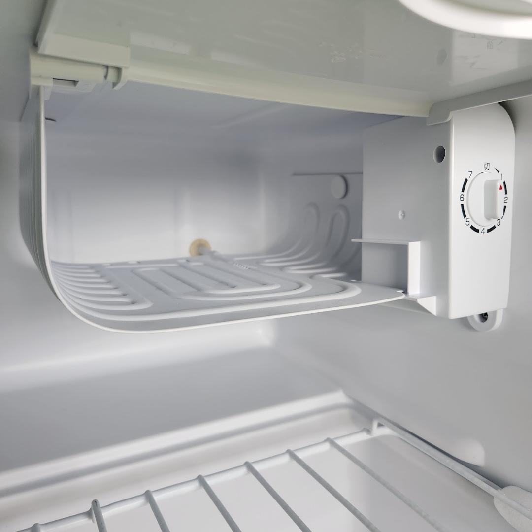 美品 小型冷蔵庫 46L REFAGE 2024年製 YRZ-CO5L　1ドア 美品 小型冷蔵庫 46L REFAGE 2024年製 YRZ-CO5L 1ドア - メルカリ