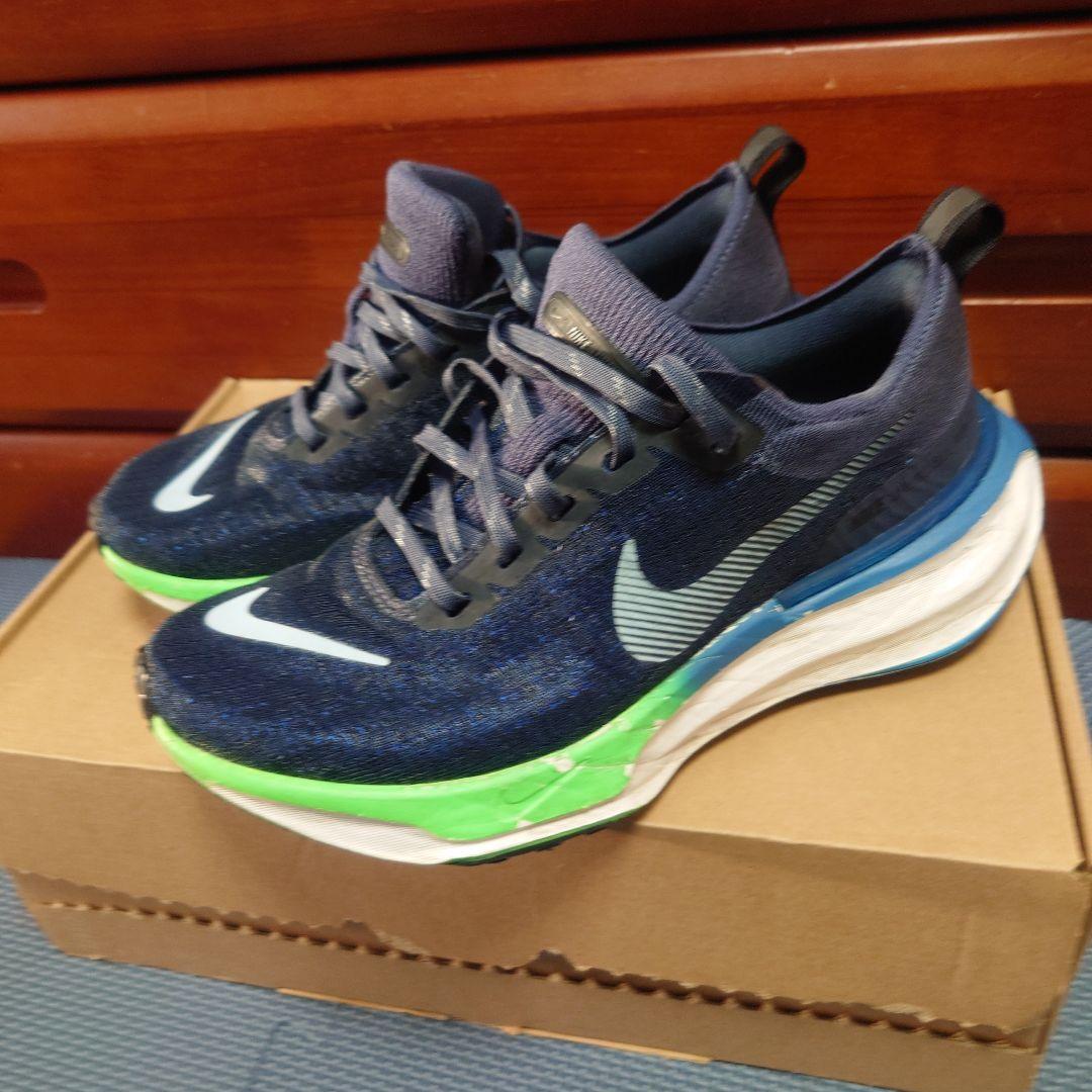 NIKE　インヴィンシブル ラン3