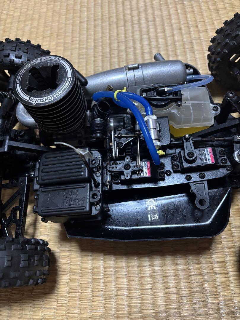 京商インファーノneo3.0工場完成済み1/8 21エンジン4WDレーシングバギ 1/8スケール ラジオコントロール 21エンジン 4WDレーシング