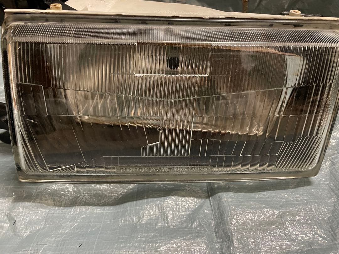 AE86 レビン 後期 ヘッドライト 純正 インナーブラック 左右セット AE86 レビン 後期 ヘッドライト 純正 インナーブラック 左右セット