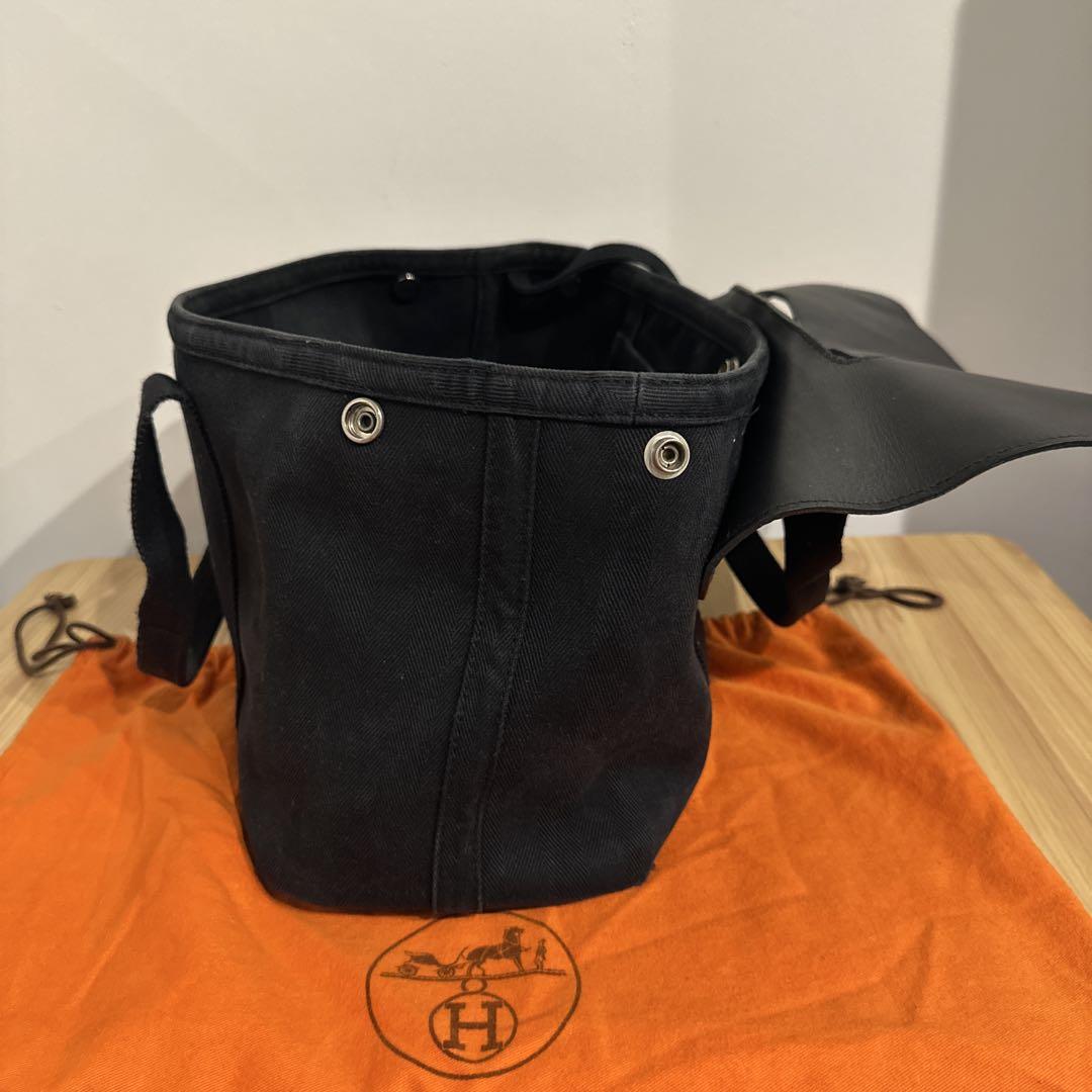 Hermès ブラック/グレー ハンドバッグ　男子OK