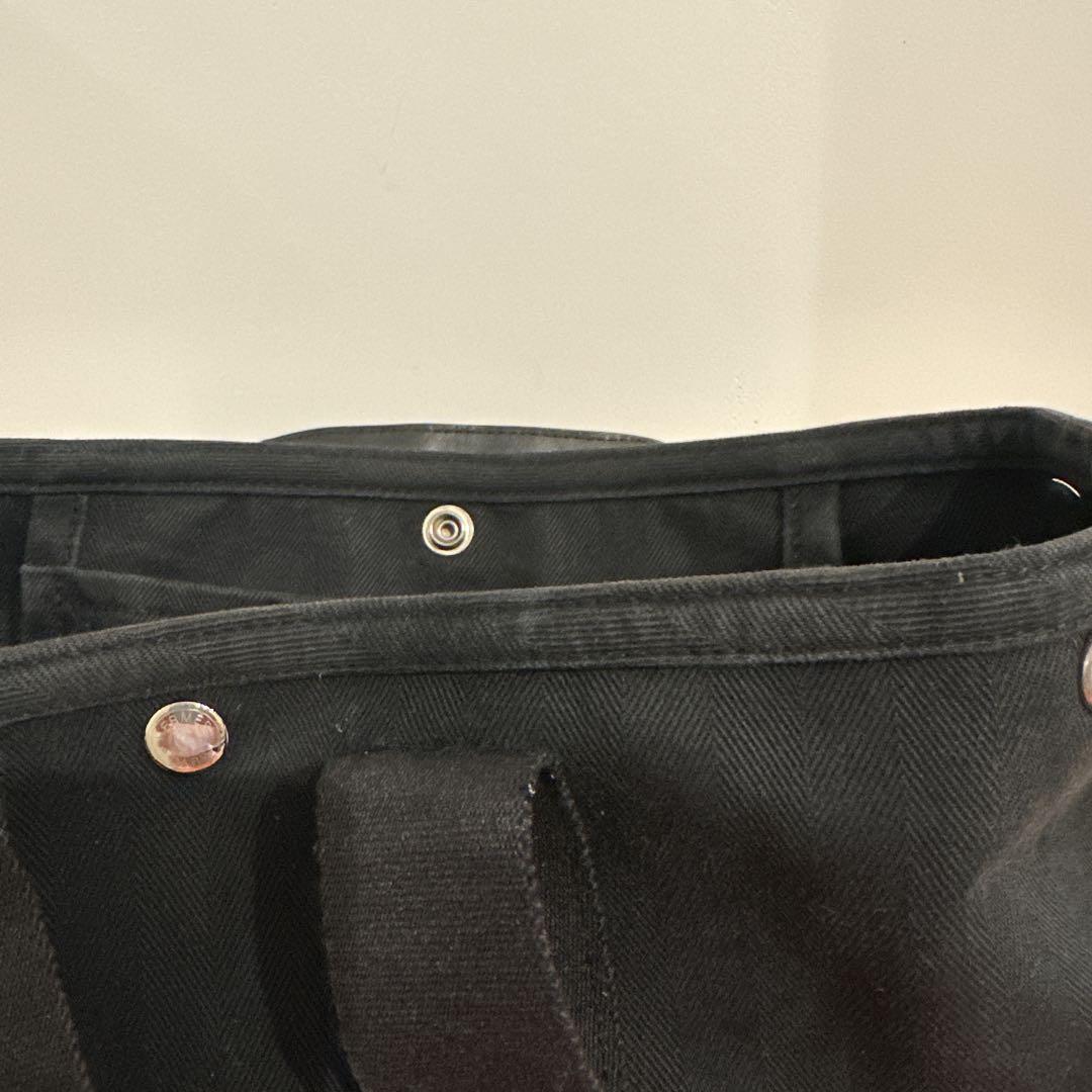 Hermès ブラック/グレー ハンドバッグ　男子OK Hermès ブラック/グレー ハンドバッグ 男子OK レディース
