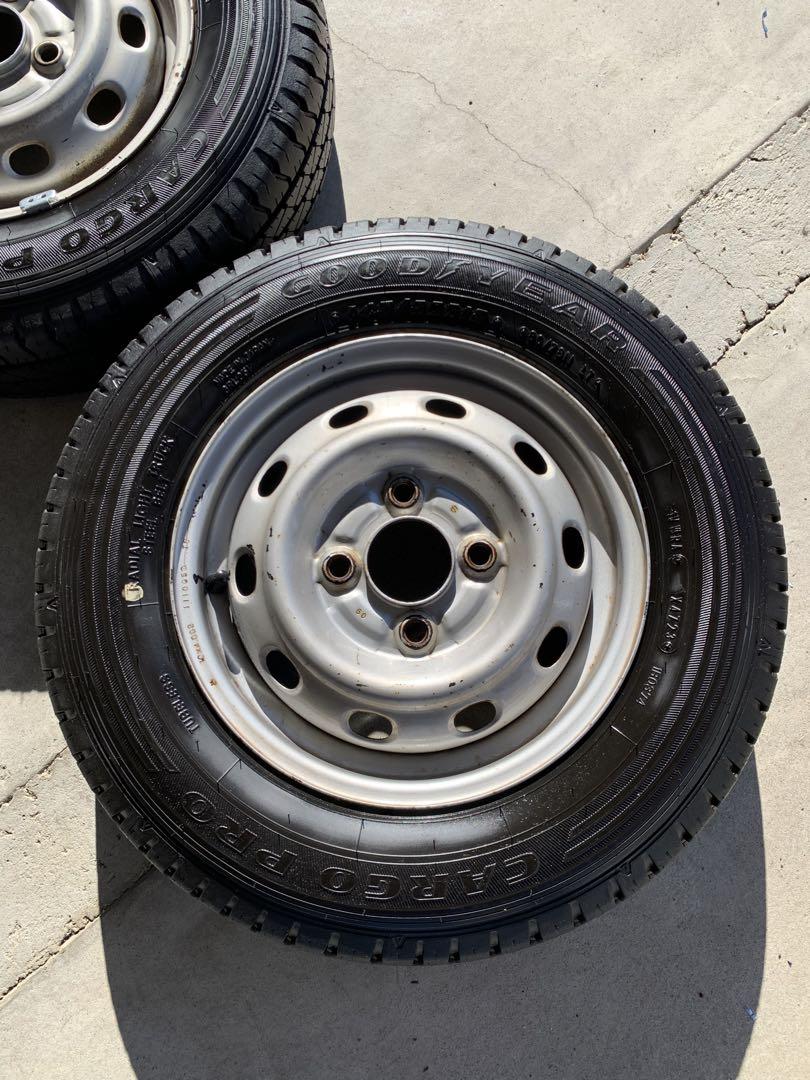 タイヤホイールセット　145/80R12 4J LT 4本