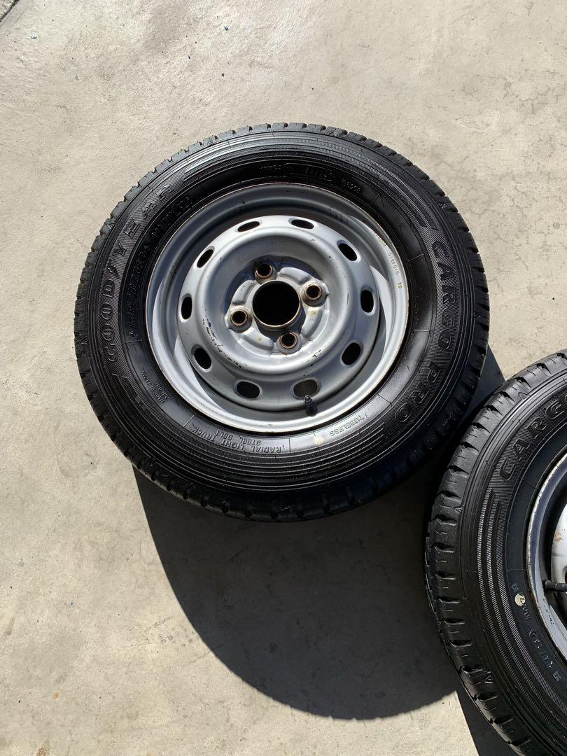 タイヤホイールセット　145/80R12 4J LT 4本