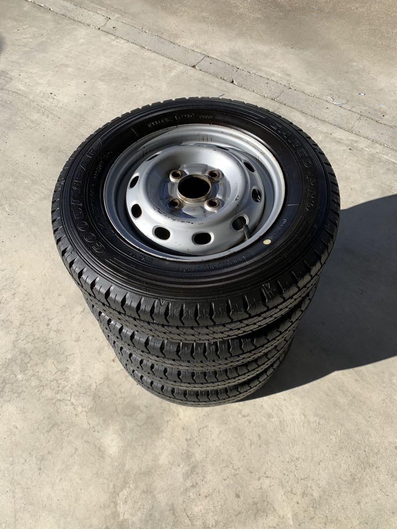 タイヤホイールセット　145/80R12 4J LT 4本