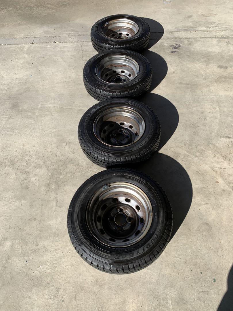 タイヤホイールセット　145/80R12 4J LT 4本