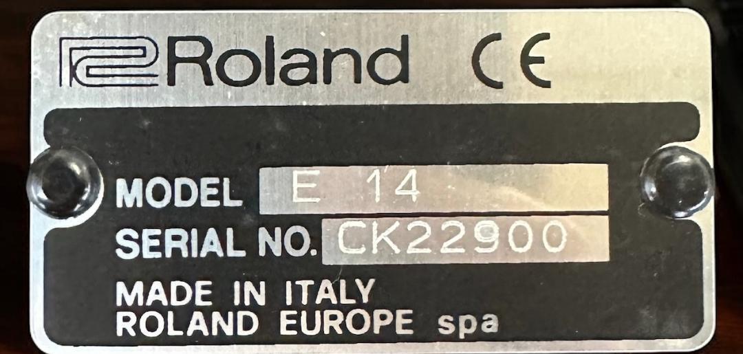 送料無料 / Roland E14　シンセサイザー ピアノ