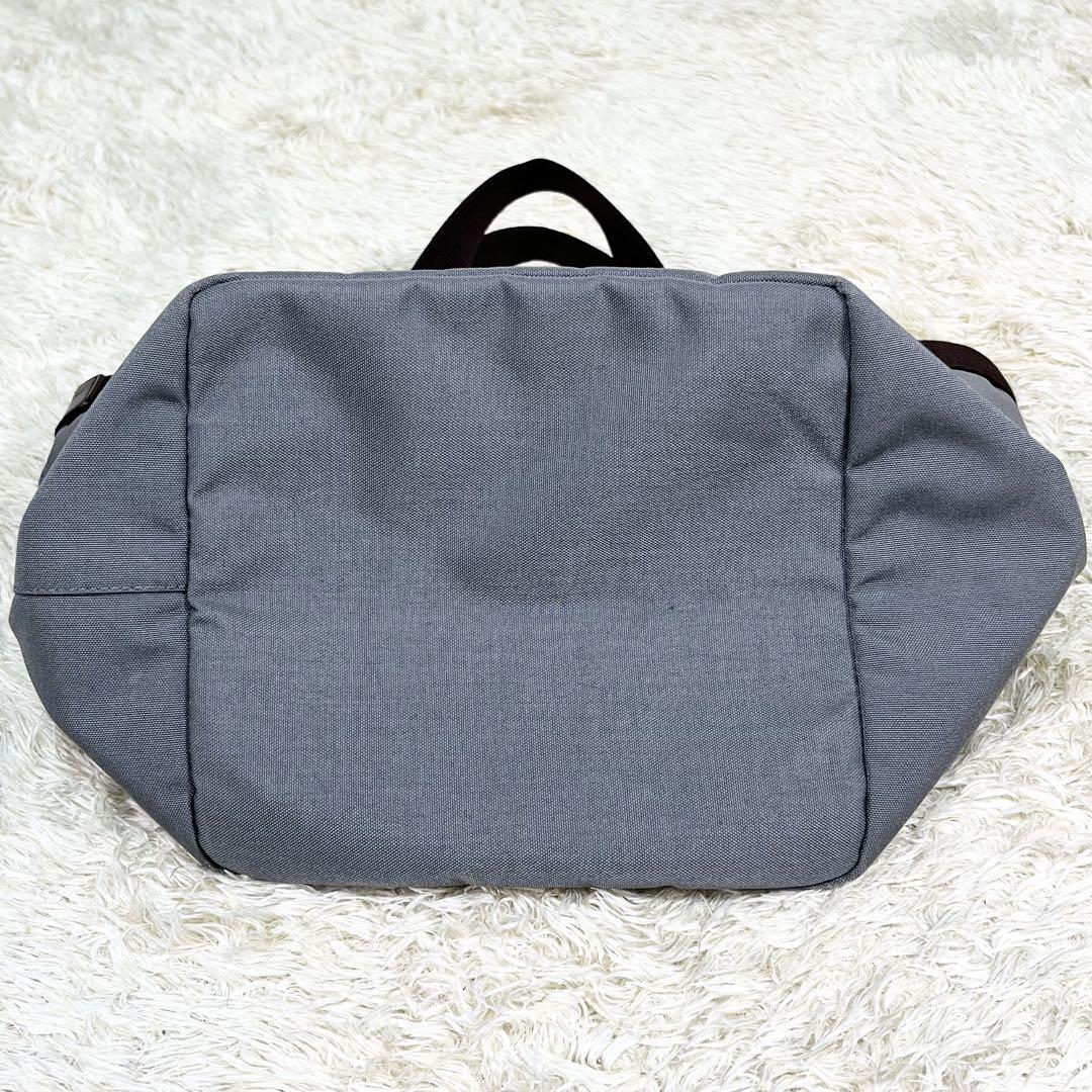 【美品】エルベシャプリエ コーデュラ 舟型 ハンドバッグ M カーキ/モカ 美品】エルベシャプリエ コーデュラ 舟型 ハンドバッグ M カーキ