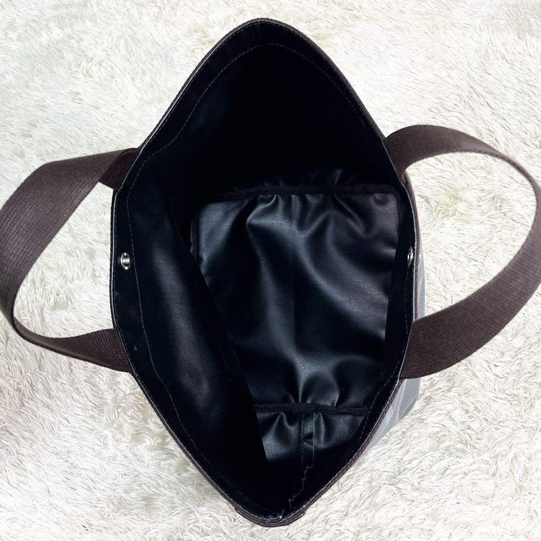 【美品】エルベシャプリエ コーデュラ 舟型 ハンドバッグ M カーキ/モカ 美品】エルベシャプリエ コーデュラ 舟型 ハンドバッグ M カーキ