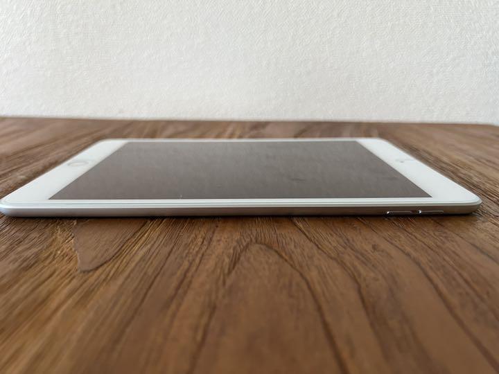 Apple iPad mini5 64GB Wi-Fi シルバー おまけ - メルカリ