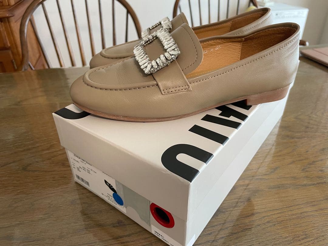 STACCATO ベージュ ローファー