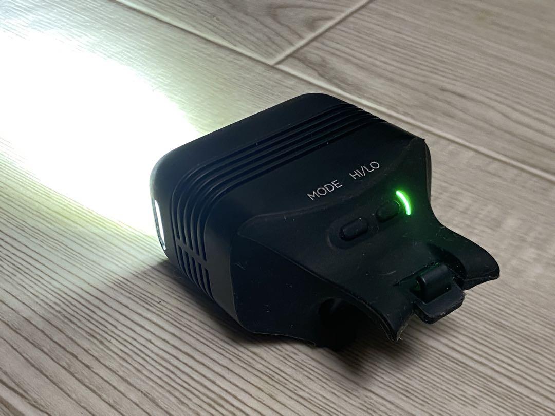 訳アリ新品】knog BLINDER ROAD 600 ノグ フロントライト