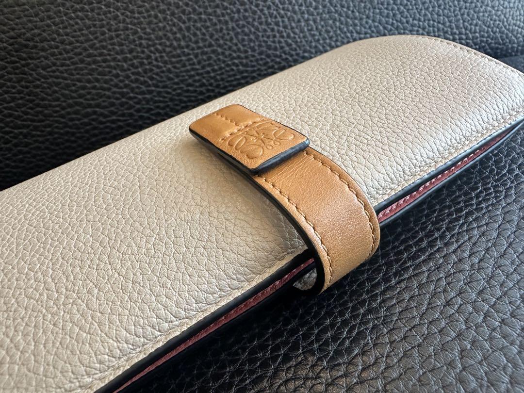 LOEWE ロエベ バーティカル 長財布 クリーム レザー