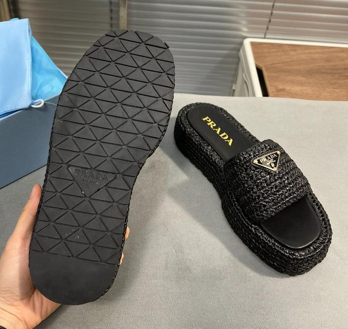 人気商品 ブラック ウェッジサンダル 37