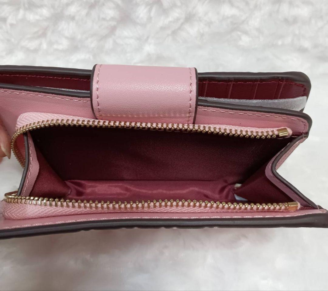 COACH　 二つ折り財布　型押し　ピンク