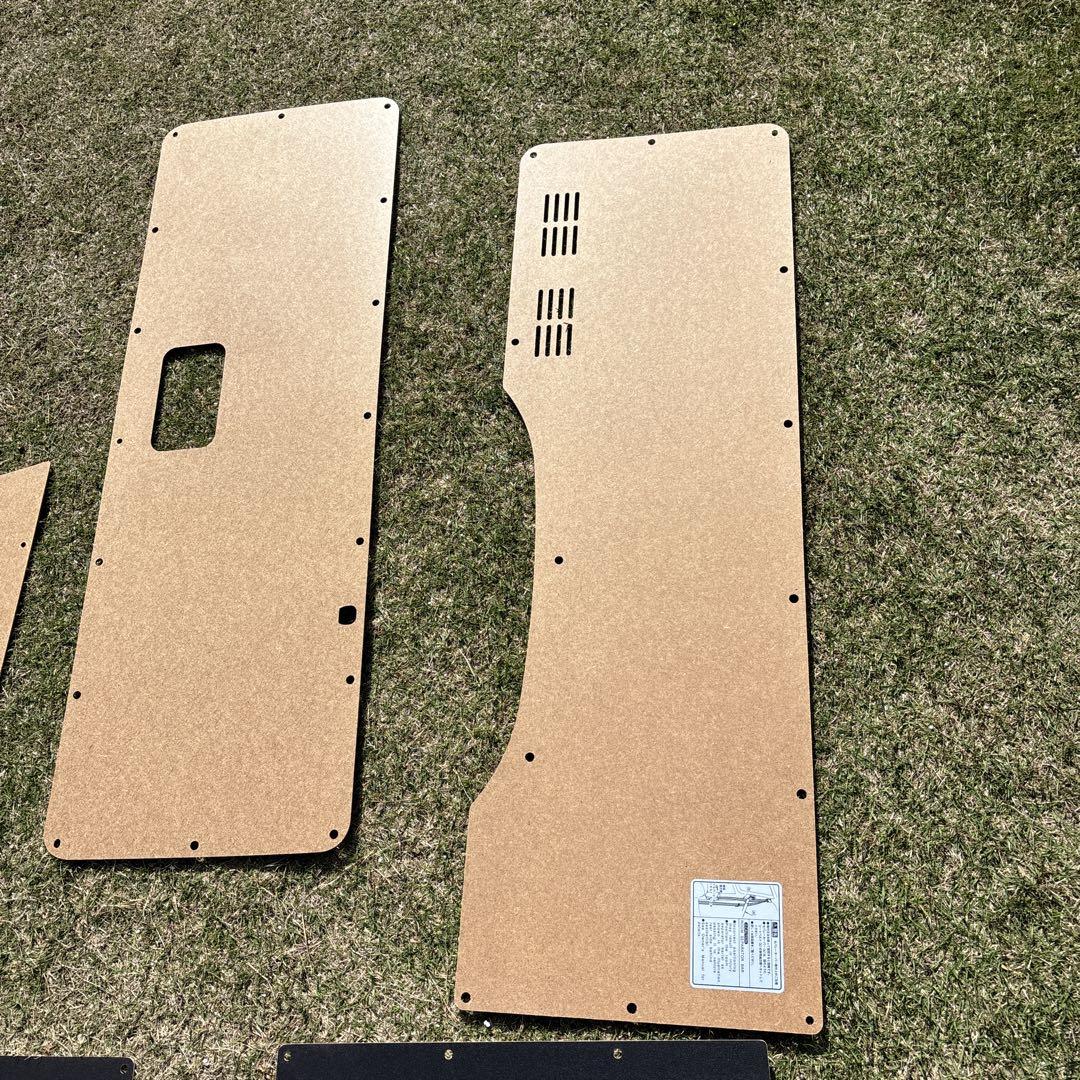 トヨタ　ハイエースDX 内張り