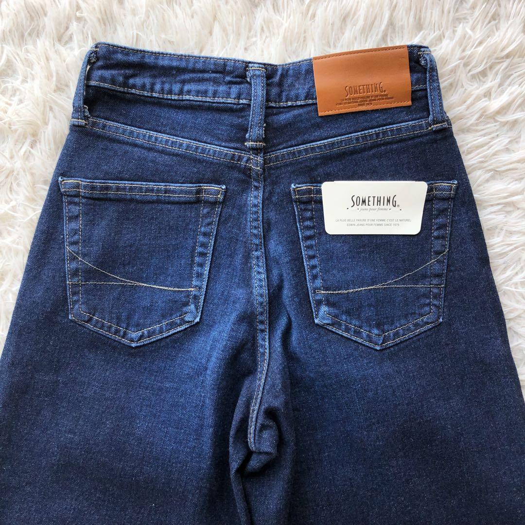 【近年モデル 新品未使用】サムシング デニムパンツ　XS ストレッチ