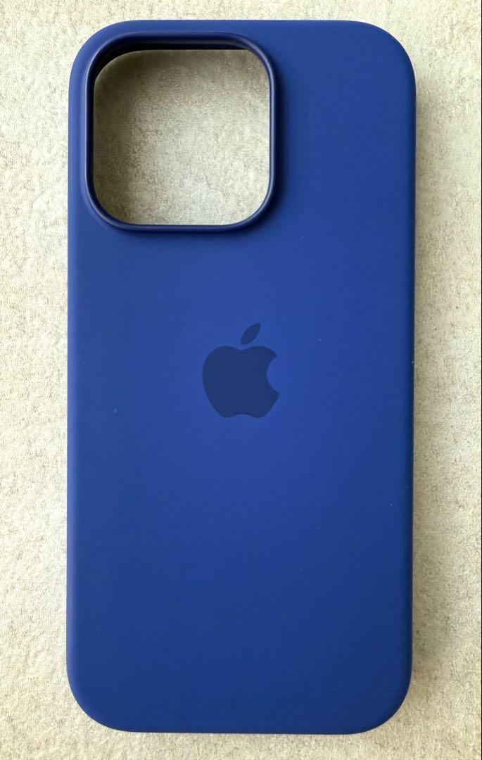 MagSafe対応 iPhone 16 Pro シリコーンケース ウルトラマリン