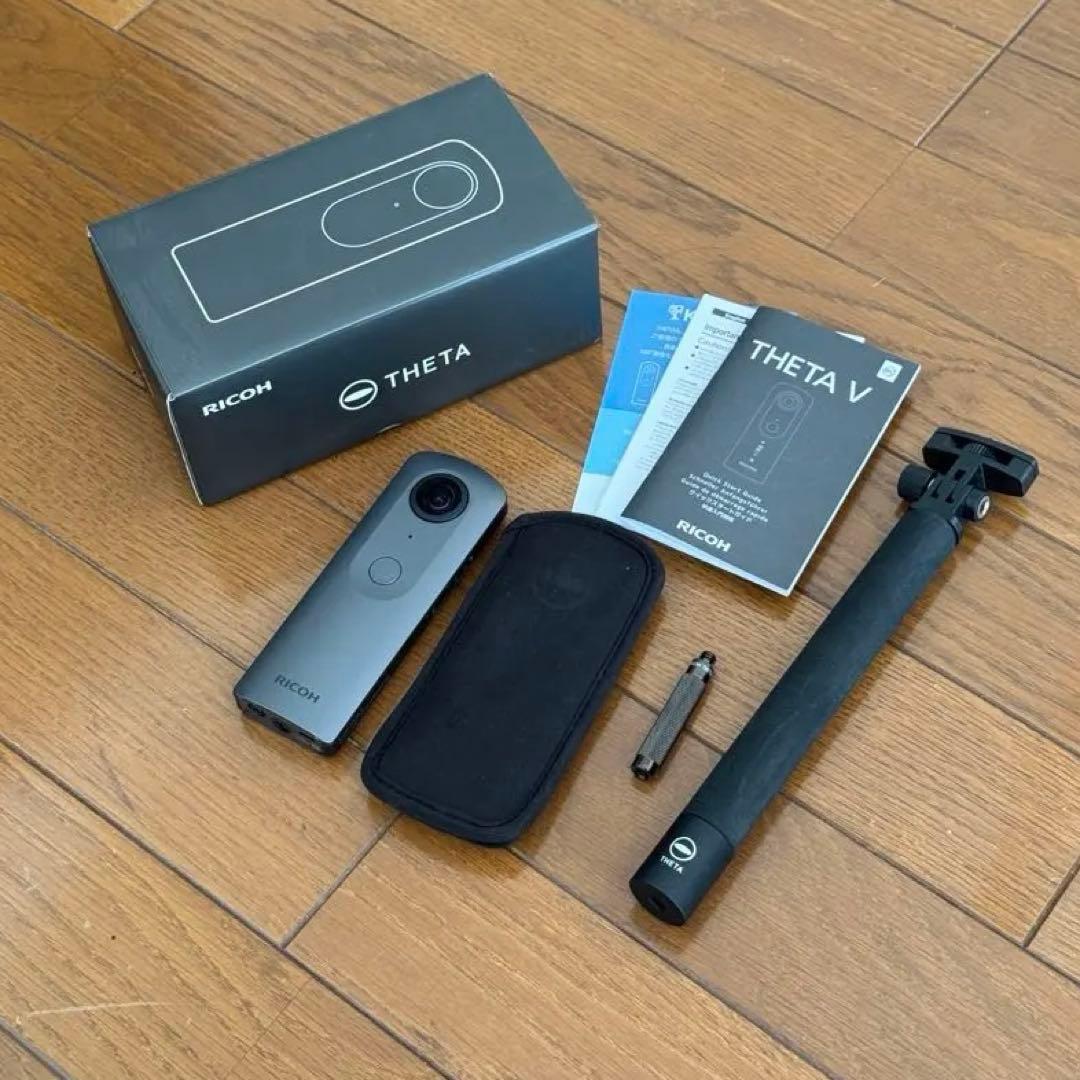 RICOH THETA V 360度カメラ 本体 おまけ２つ