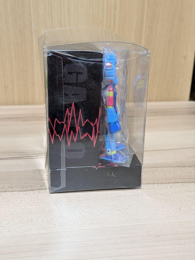 ズ フィギュア付
