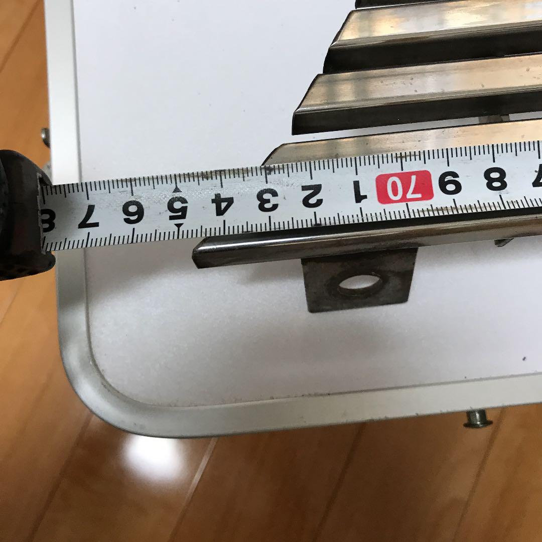 トヨタ　カローラＡＥ100系　ラジエータグリル