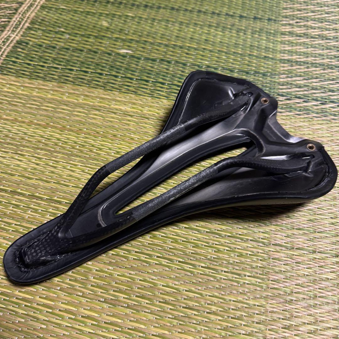S-WORKS Romin EVO カーボンサドル143 S-WORKS ROMIN EVO MIRROR SADDLE BLK 143(143mm ブラック