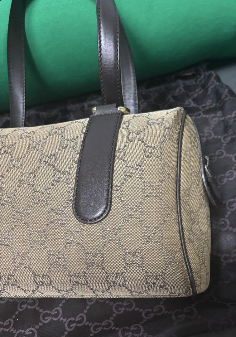 Gucci ハート型チャーム付きハンドバッグ