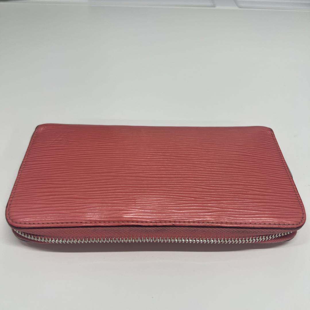 ルイビトン　ラウンド型長財布　レアカラー　ピンク