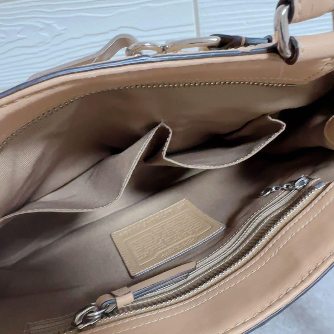 No.647 COACH コーチ F11199 牛革 ハンド トート バッグ - メルカリ