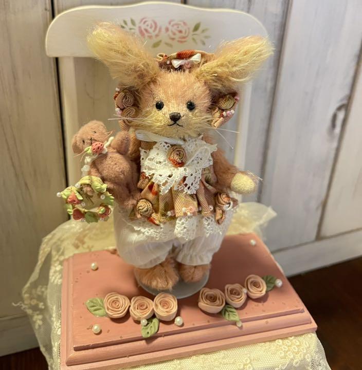田中富美子先生　作家さんのウサギちゃん