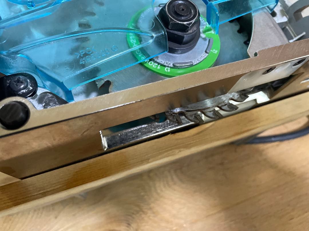 マキタ(Makita) 小型ミゾキリ 36.5x28x21cm 3005BA マキタ(Makita) 小型ミゾキリ 36.5x28x21cm 3005BA