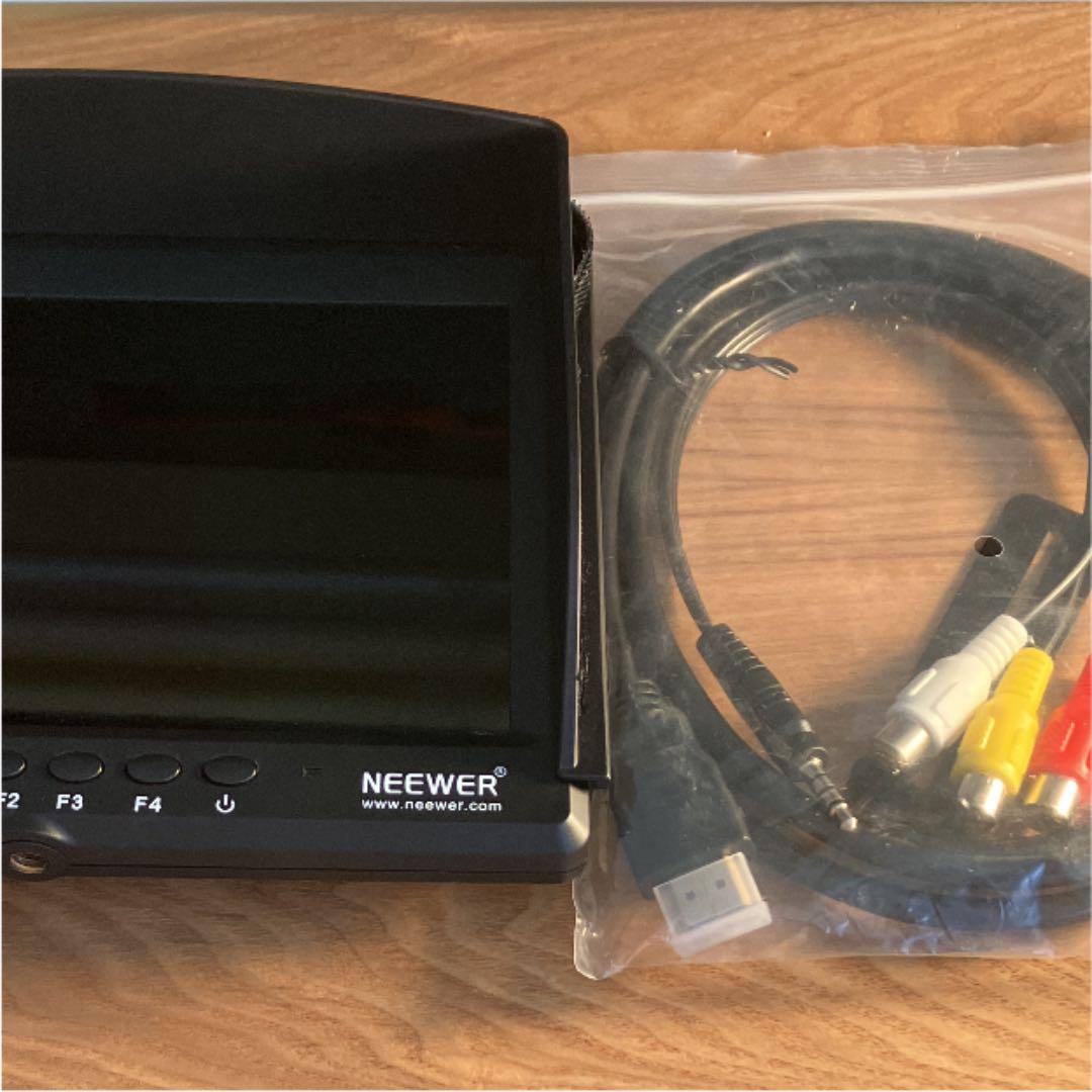 NEEWER F100 7inchモニター