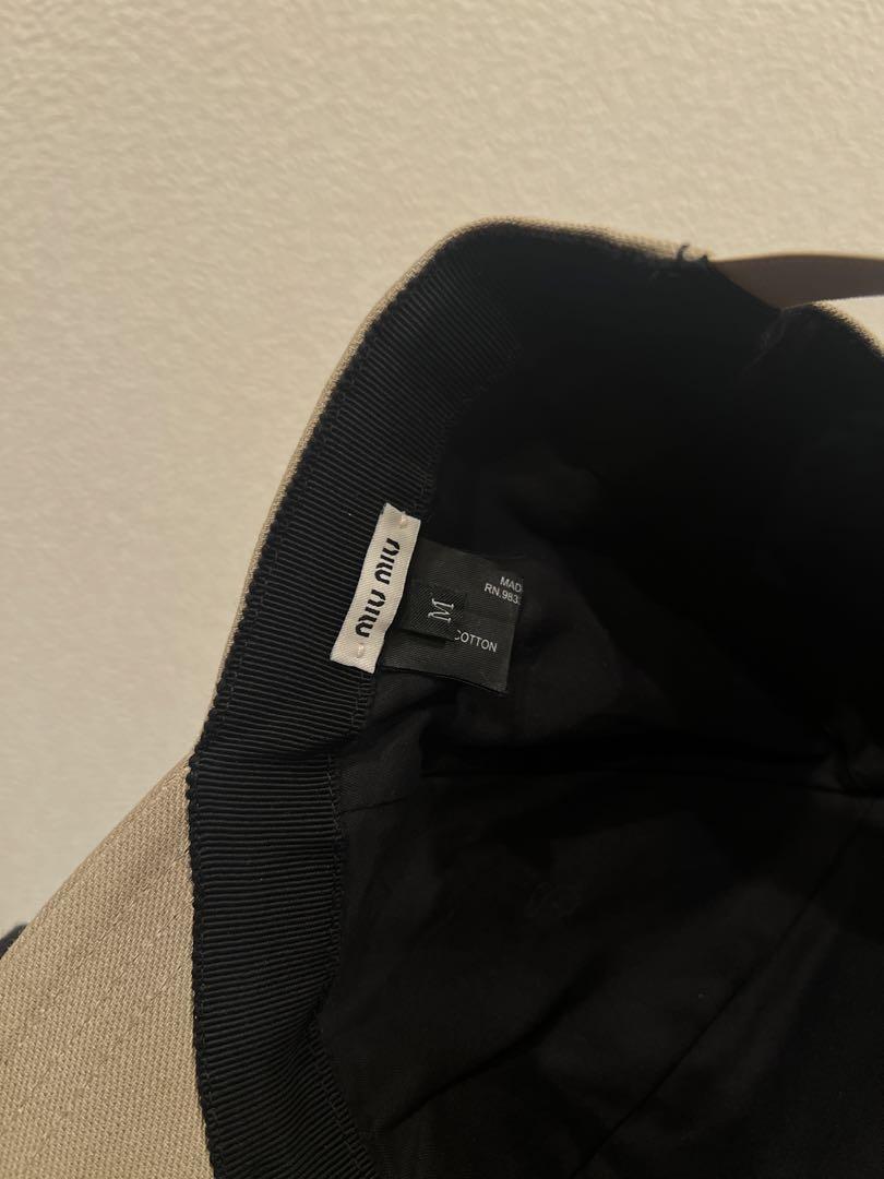 ✟