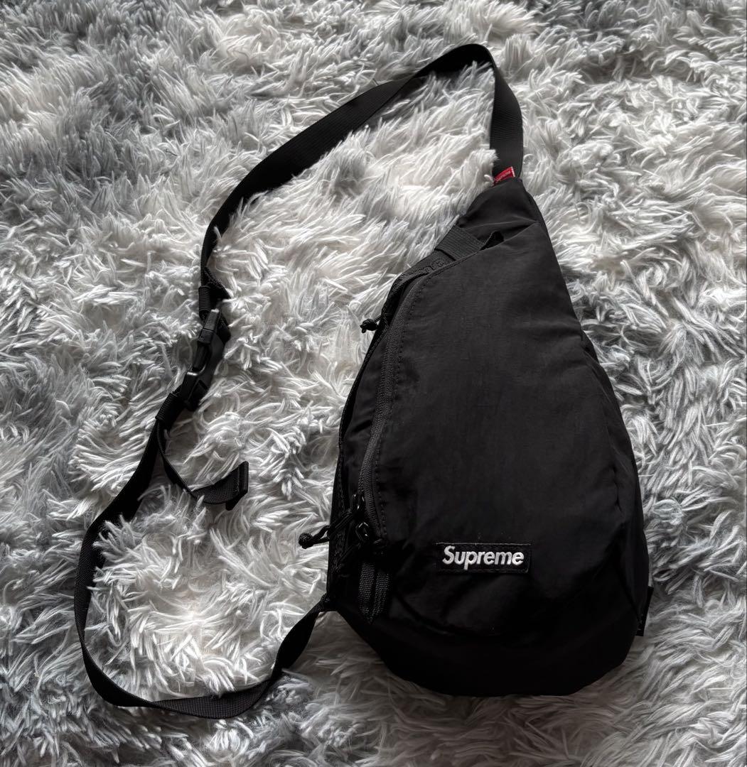 シュプリーム sling bag black スリングバッグ　ブラック