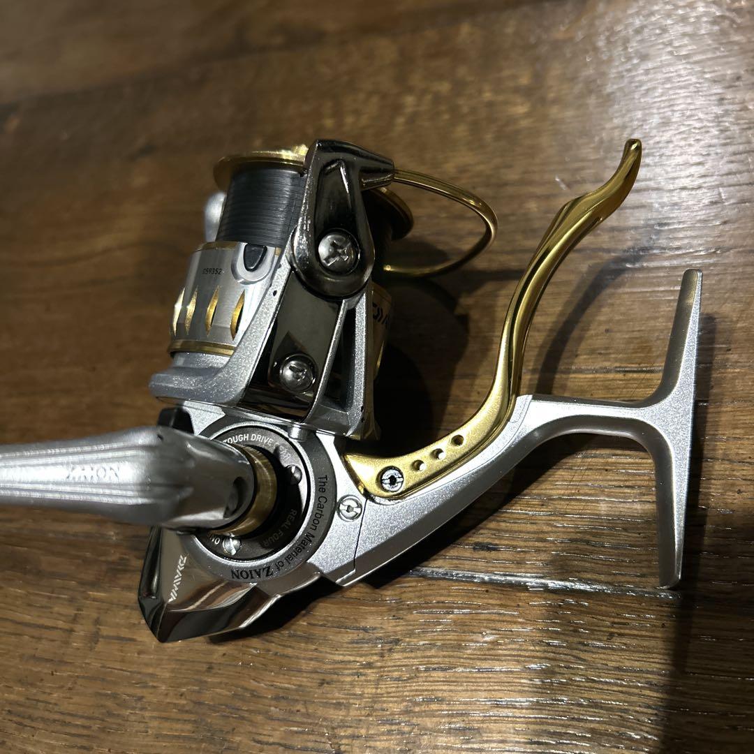 Daiwa IMPULT 2500LBD スピニングリール