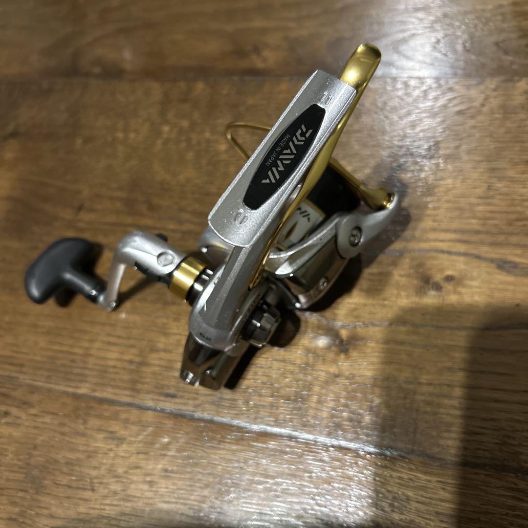 Daiwa IMPULT 2500LBD スピニングリール