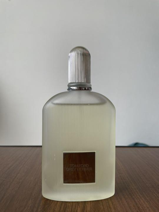 トムフォード　グレイベチバー　100ml Amazon | トムフォード TOM FORD グレイ ベチバー 100ml EDP SP