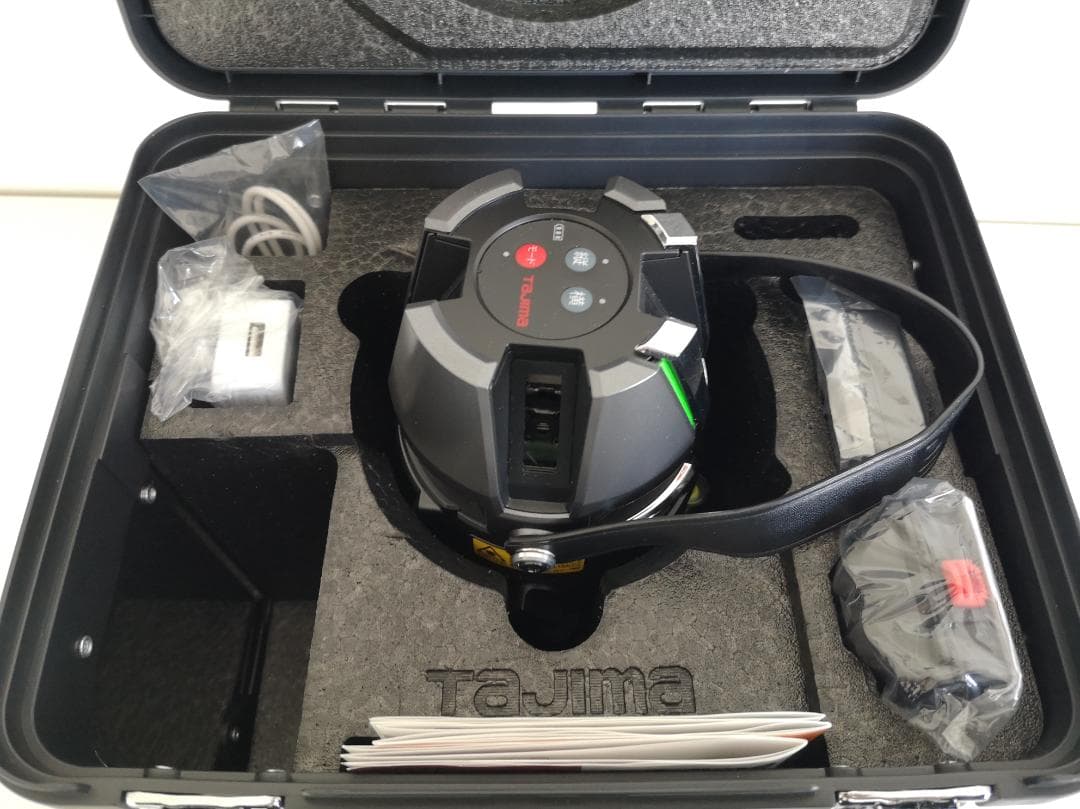 ♥ タジマレーザー墨出し器