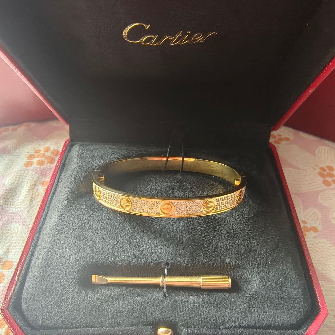 Cartier ラブブレスレット ゴールド