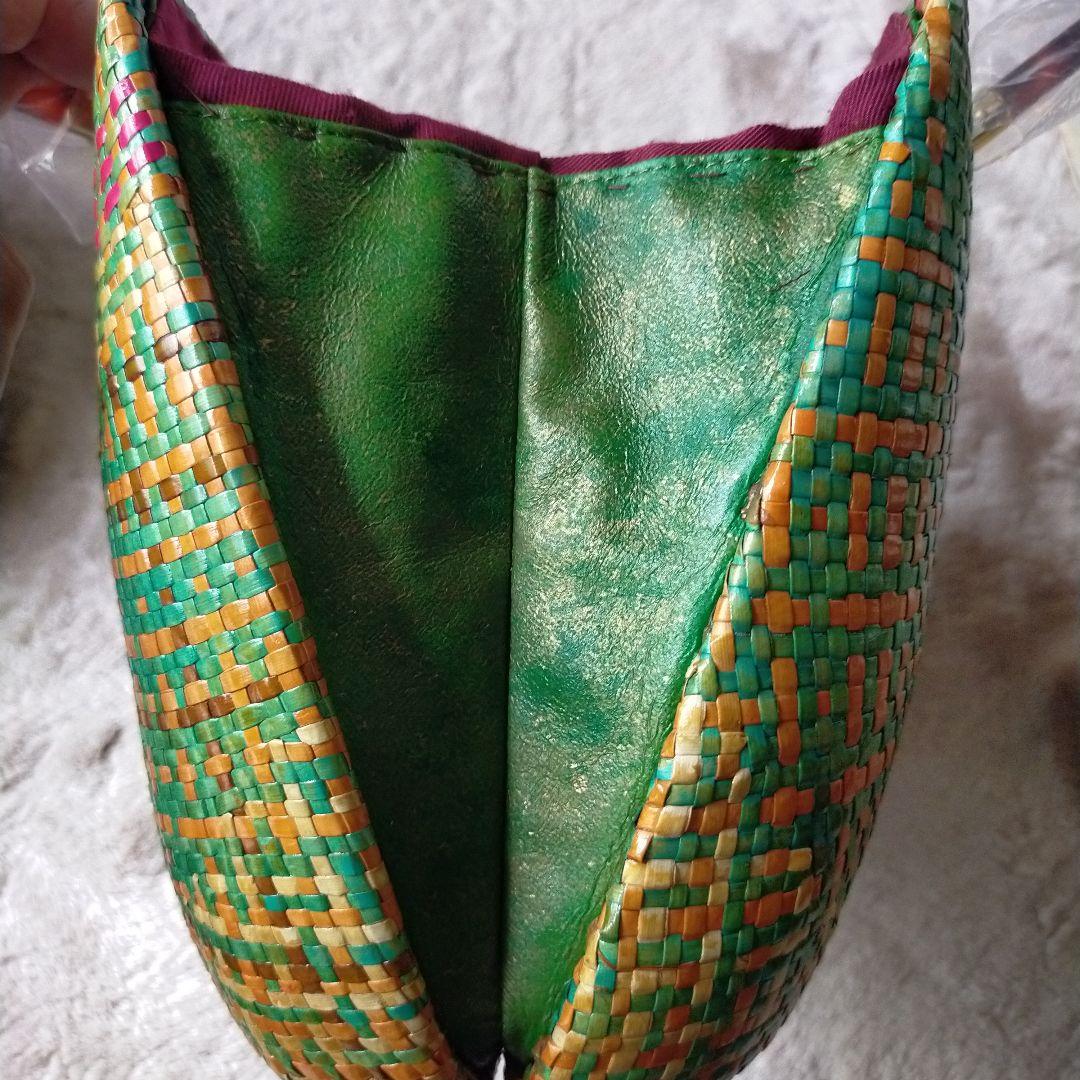 【ROPE】【新品】籐編み込みバッグ 緑 赤 黃　べっ甲調ハンドル　三越