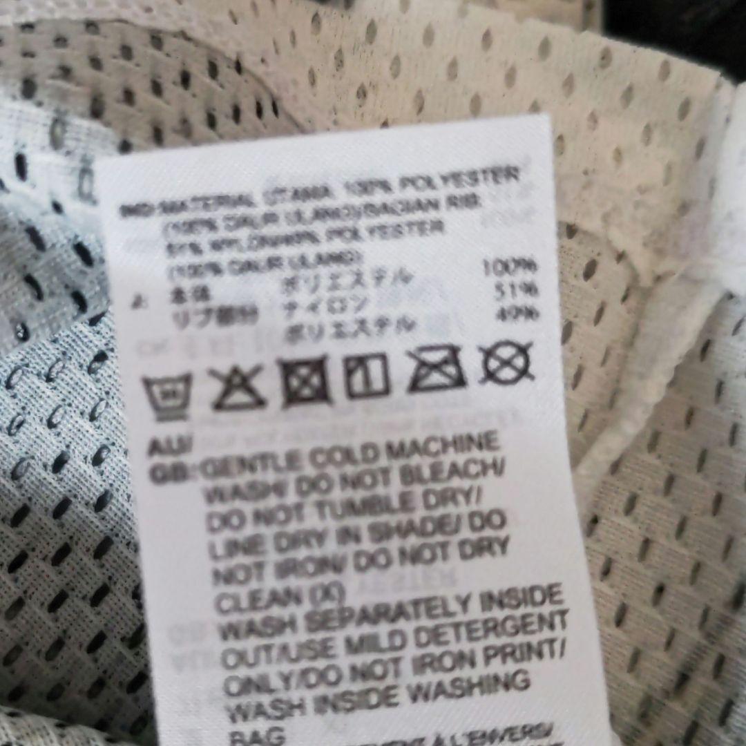 新品アディダスグラフィックウェア 大きいサイズ3XL　ユニセックススケボーウェア