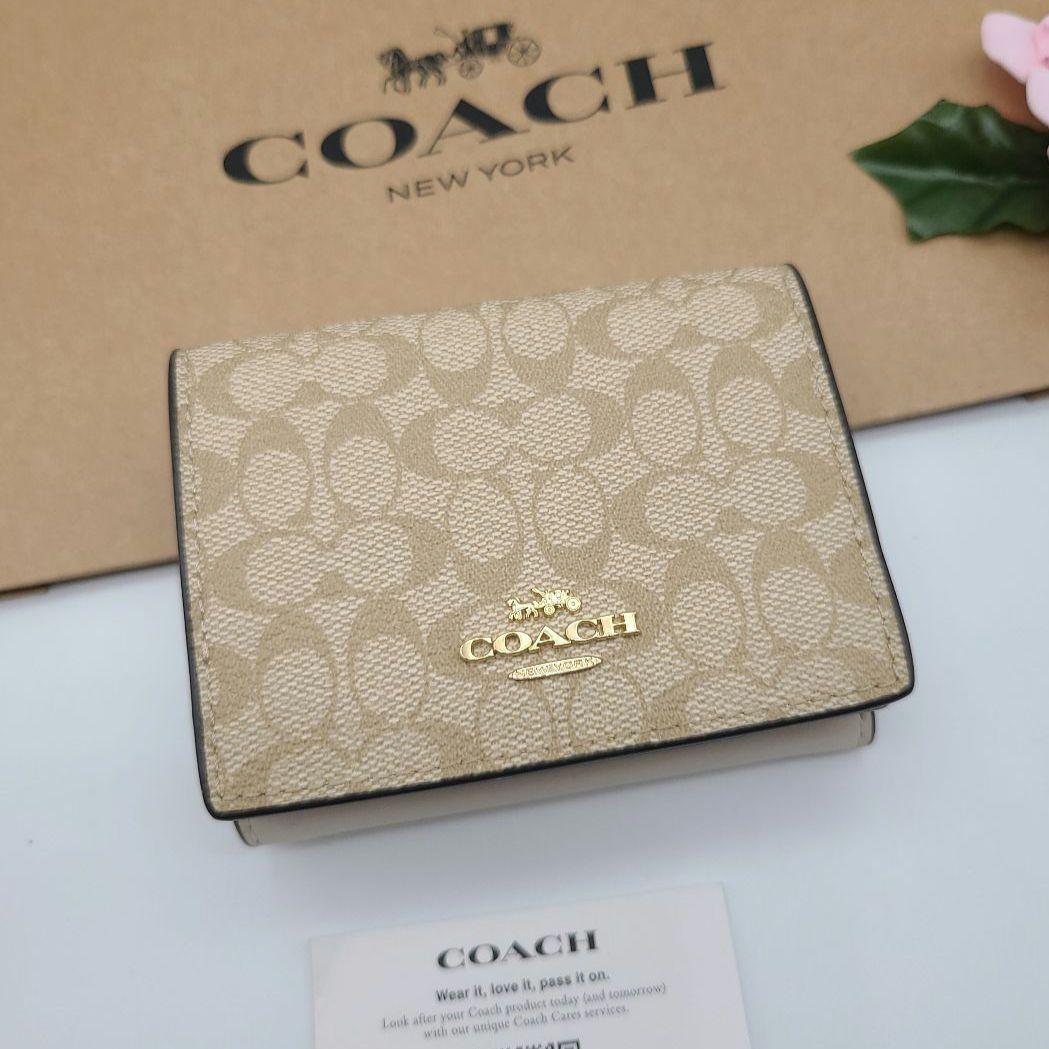 新品　COACH　コーチ　折り財布　ミニ財布